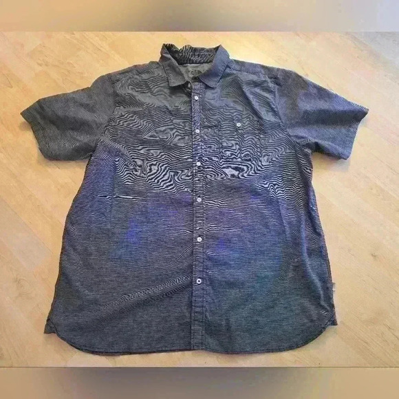 The north face short sleeve button down shirt size xxl - Picture 2 of 8
